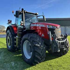 Massey Ferguson 8732S Tractor
