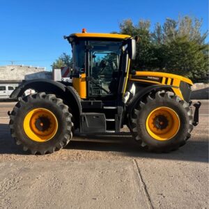 2022 JCB FASTRAC 4220 ICON