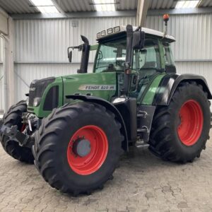 Fendt 820 Tractor