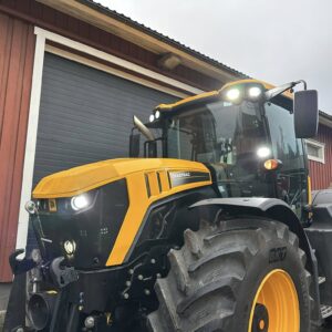 2004 JCB FASTRAC 2140